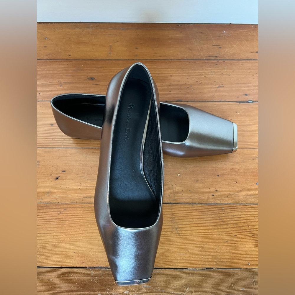 Gorgeous Massimo Dutti Pewter Square-toe Flats - New - Size 39
